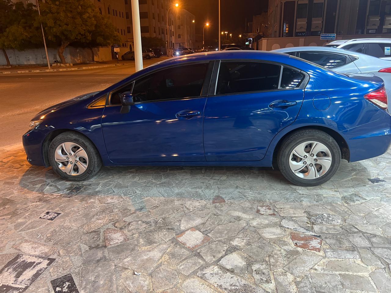 استئجار هوندا سيفك 2015